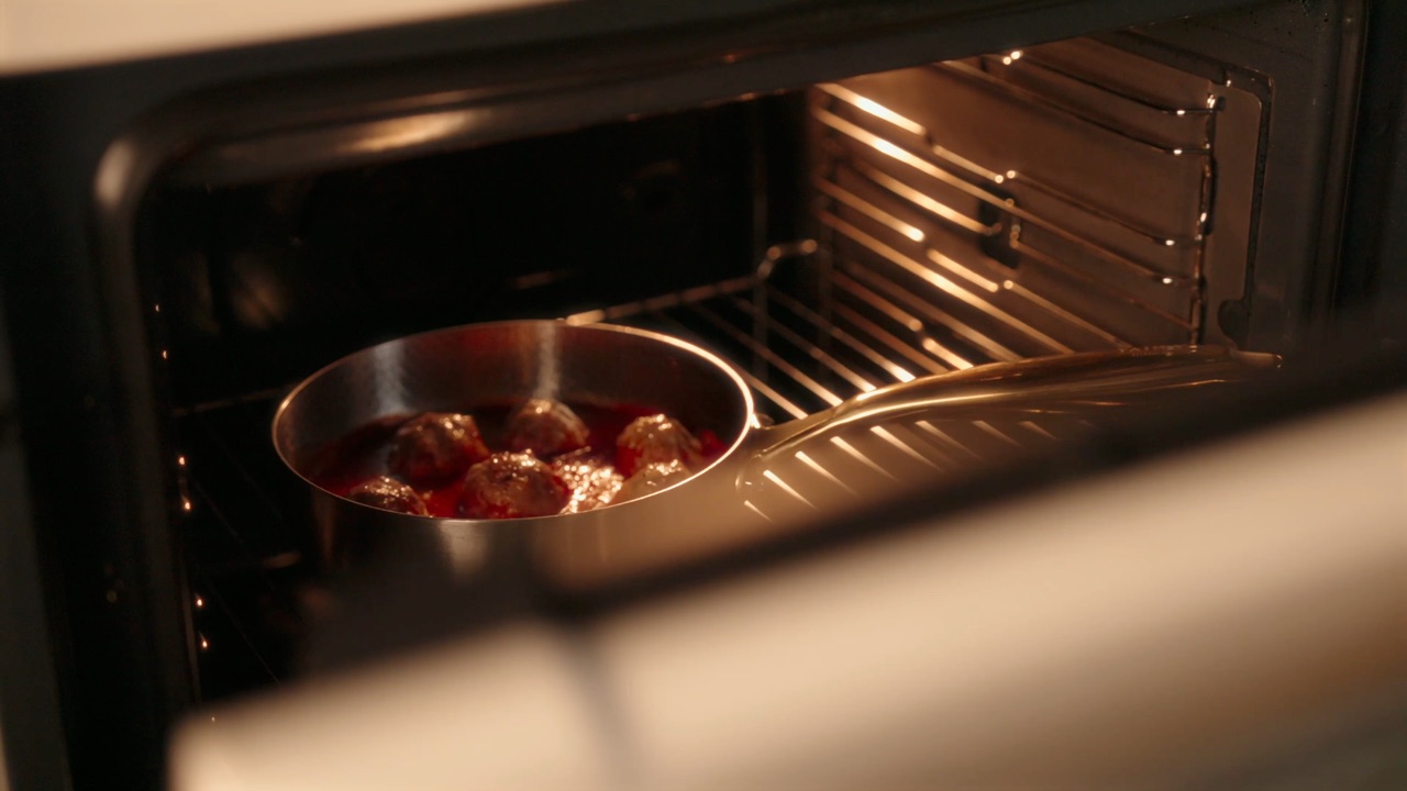 Home Cooking still 5
